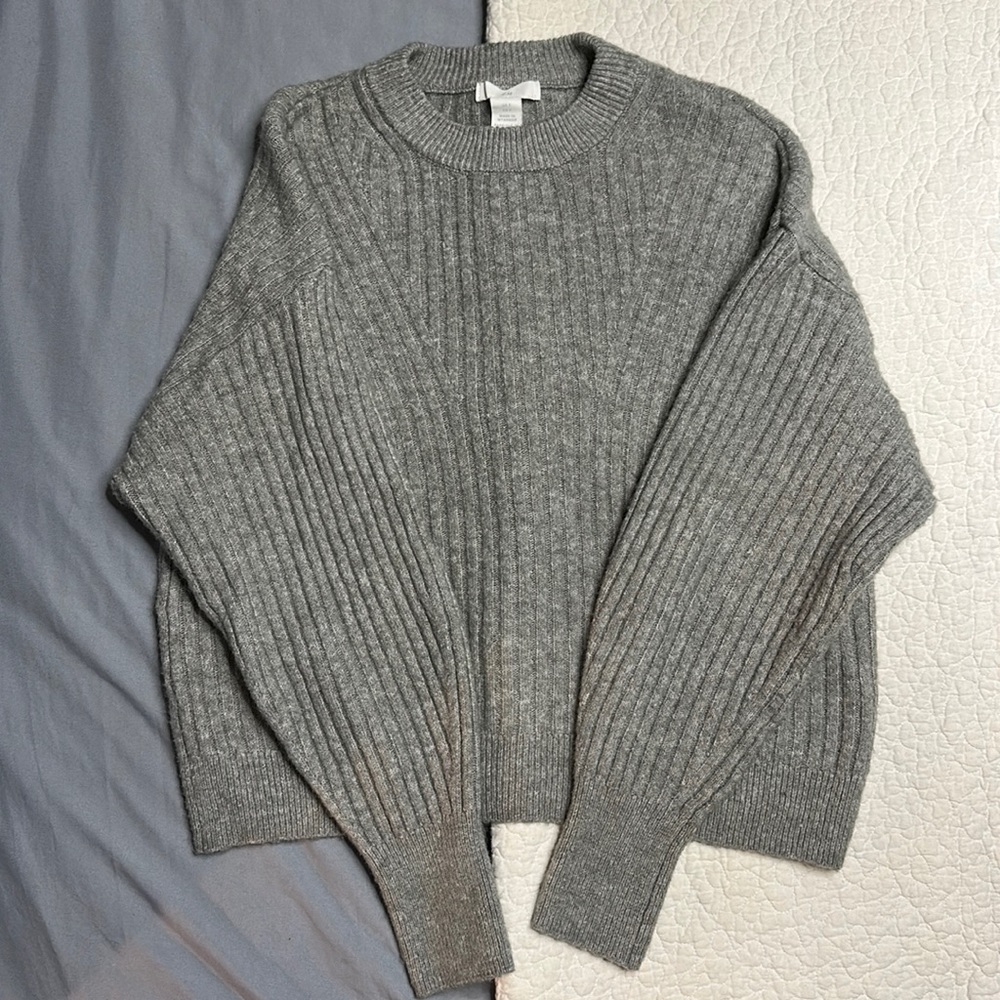 H&M sweater